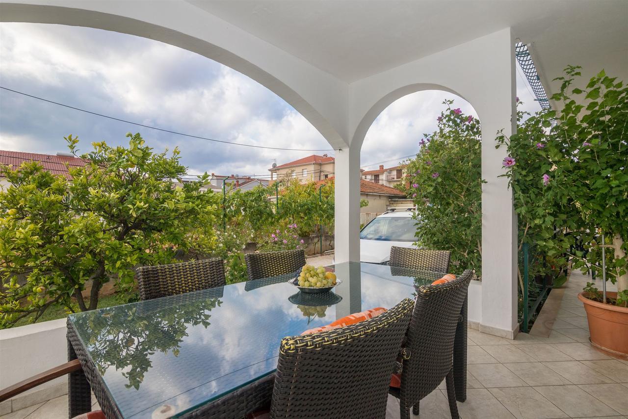 Apartment Vinka Trogir Ngoại thất bức ảnh